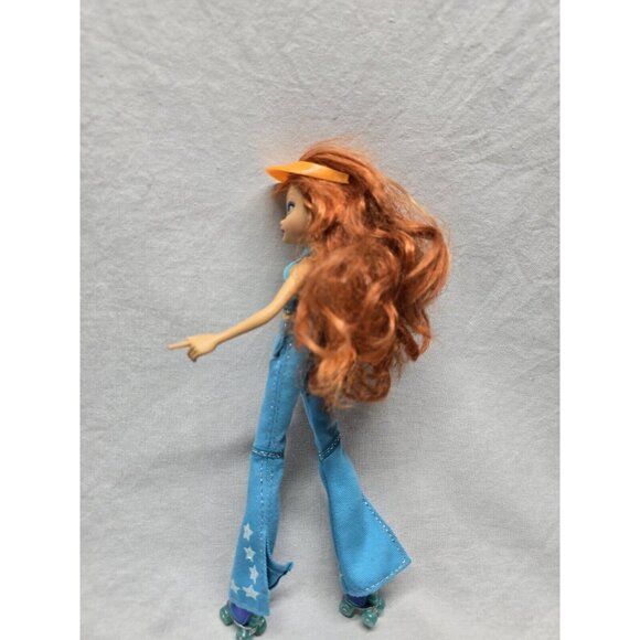 Winx Bloom Doll Season 1 2004 - Picture 5 of 16